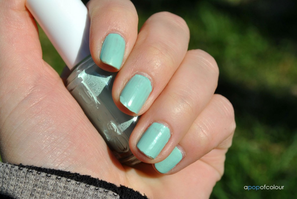 nails